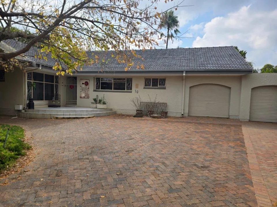 3 Bedroom House for sale in Flimieda