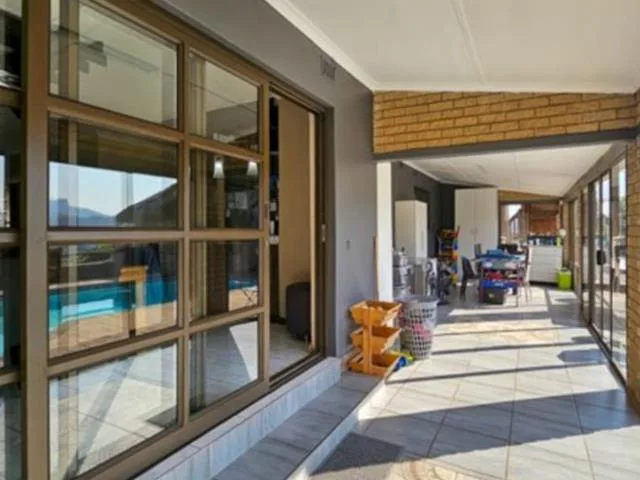 7 Bedroom House to rent in Illovo Glen