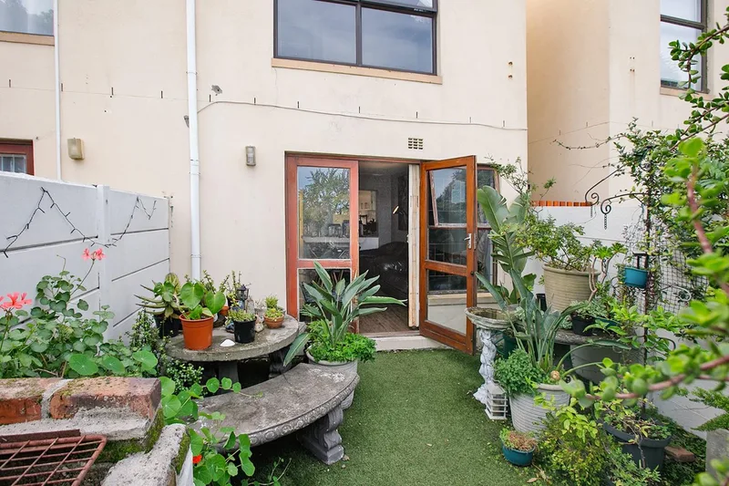 2 Bedroom Townhouse in Ottery