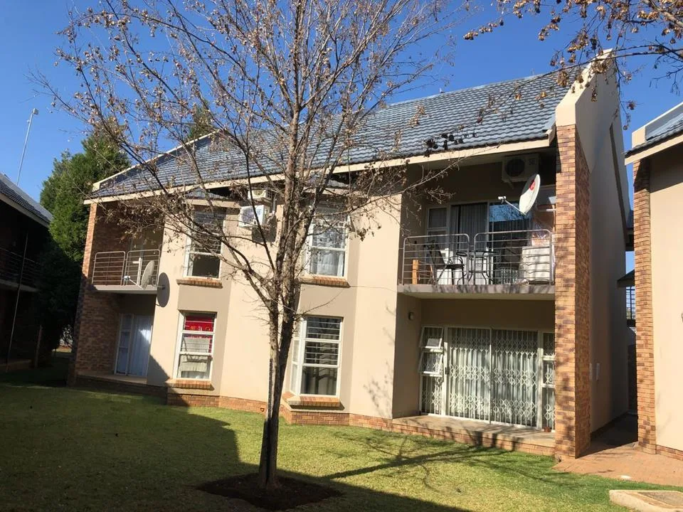 2 Bedroom Apartment / flat for sale in Dassie Rand