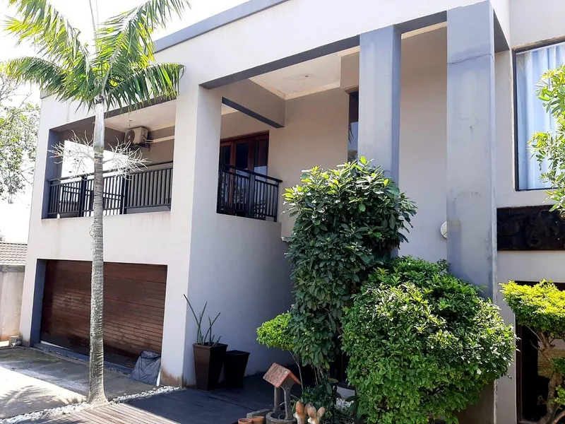 4 Bedroom Townhouse in Illovo Beach