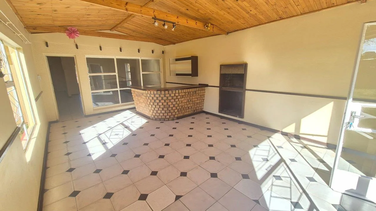 3 Bedroom House to rent in Lindene
