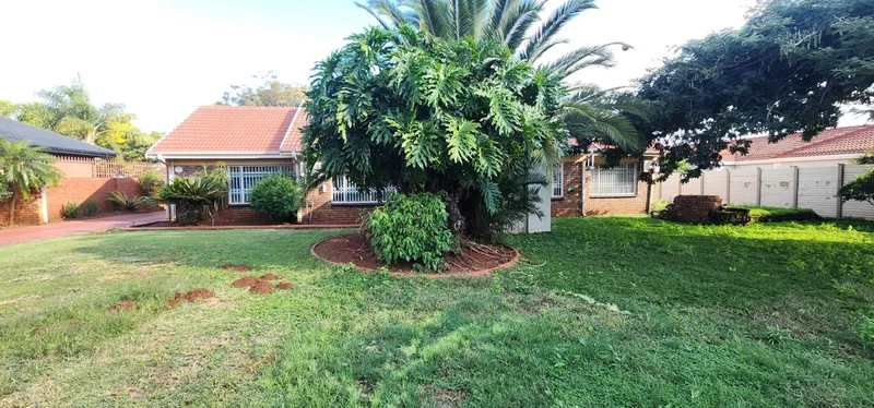 5 Bedroom House in Laudium