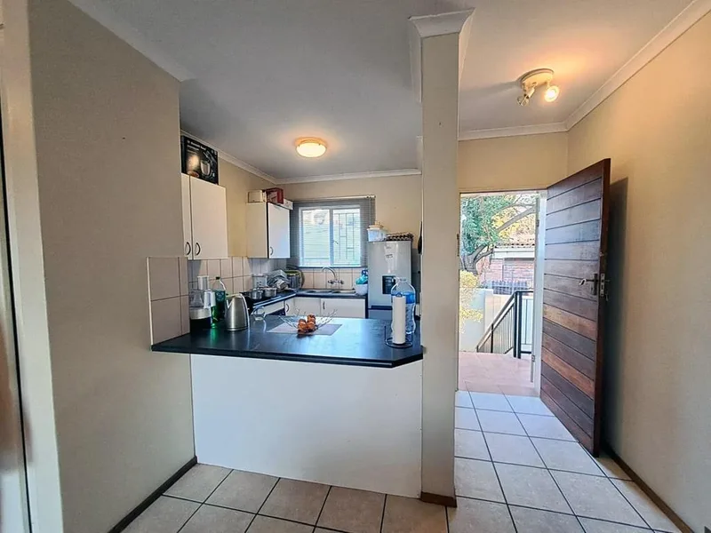 2 Bedroom Apartment in Linden