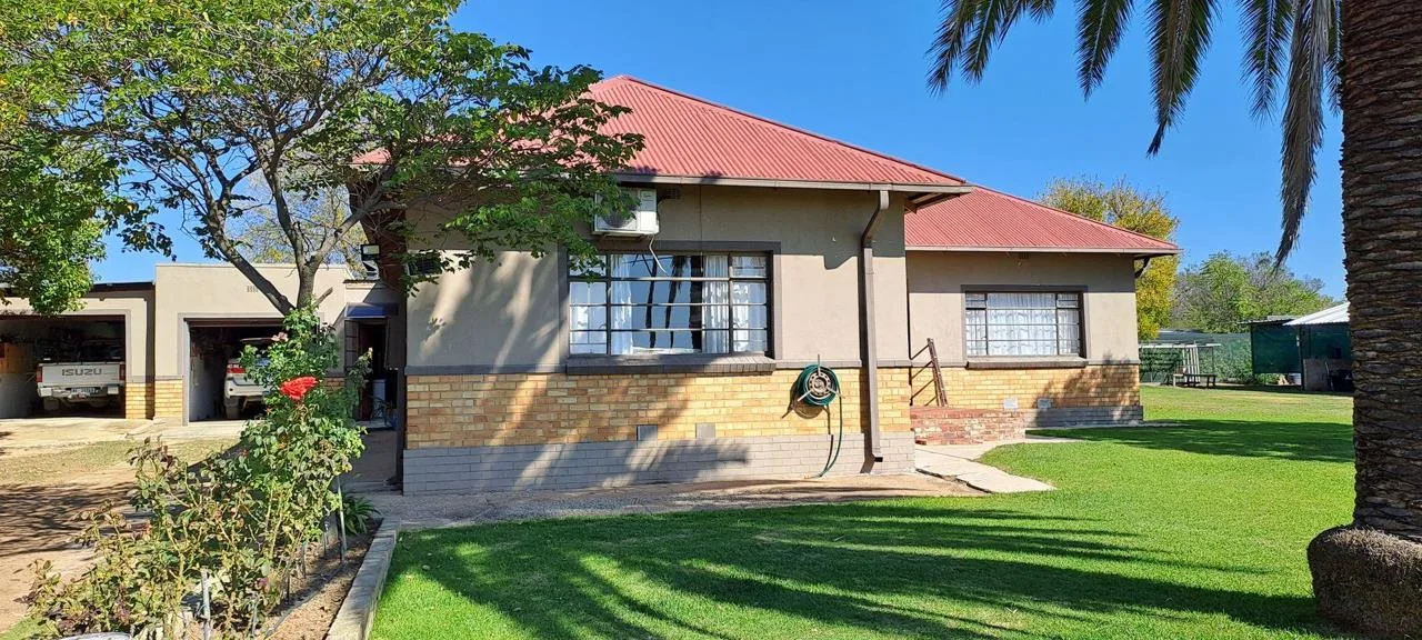 3 Bedroom House for sale in Vredefort