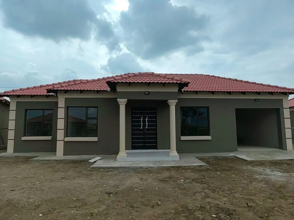3 Bedroom House for sale in George Botha Park