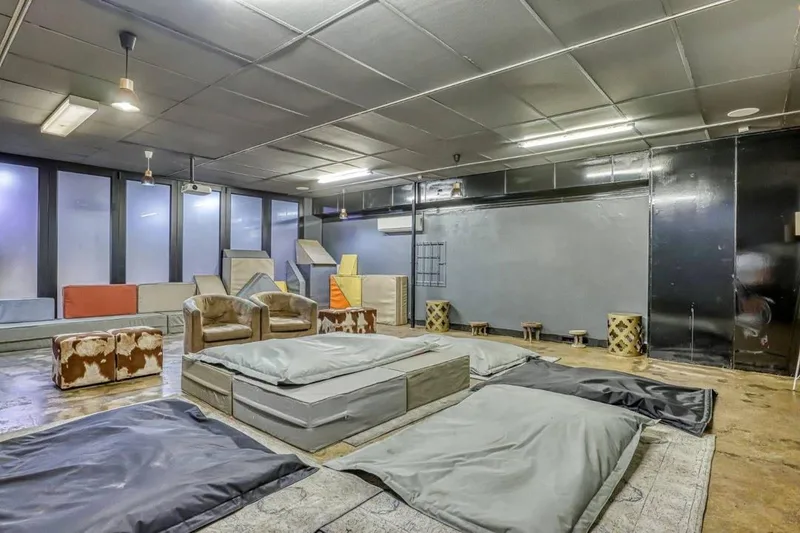 2 Bedroom Apartment / flat to rent in Braamfontein