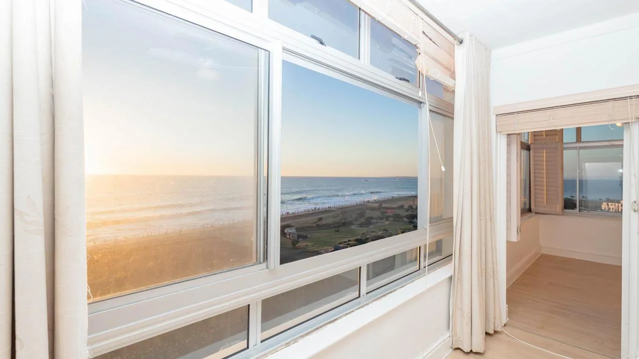 2 Bedroom Apartment / flat for sale in Mouille Point