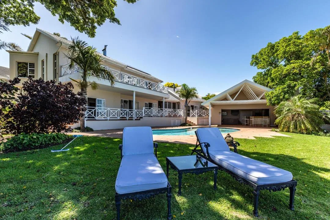 6 Bedroom House for sale in Beacon Bay