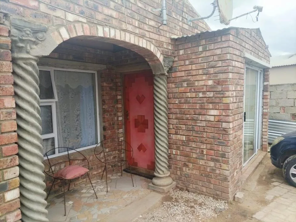 3 Bedroom House for sale in Uitenhage Rural