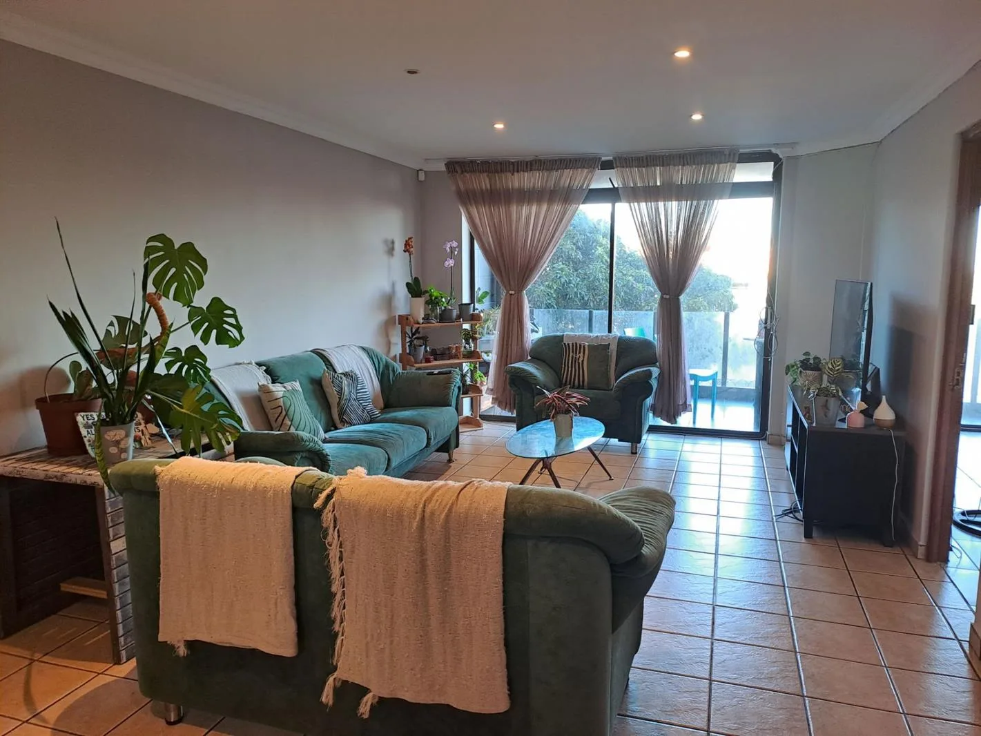 2 Bedroom Apartment in Jeffreys Bay Central