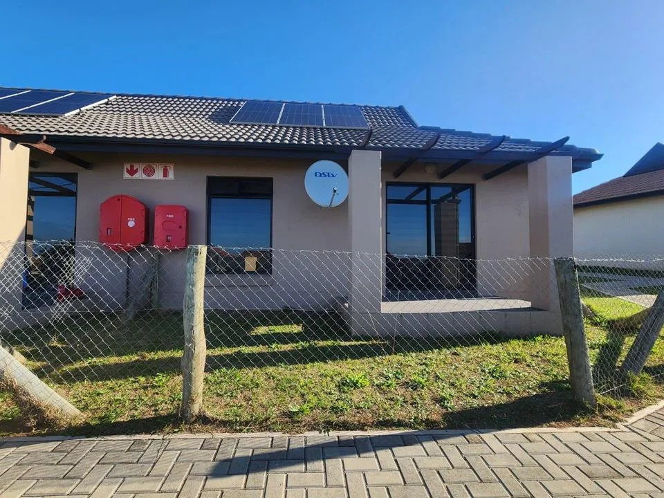 2 Bedroom Townhouse to rent in Kidds Beach
