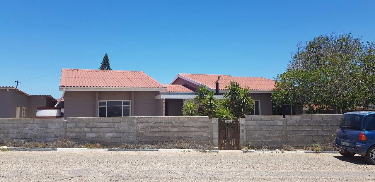5 Bedroom House for sale in Kleinsee