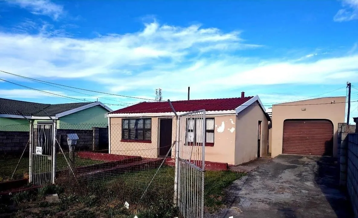 3 Bedroom House for sale in Mdantsane Nu 2