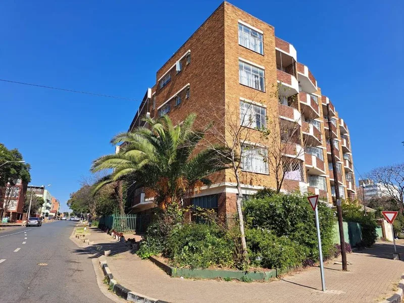 2 Bedroom Apartment / flat for sale in Yeoville