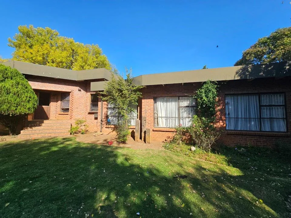 3 Bedroom House for sale in Panorama