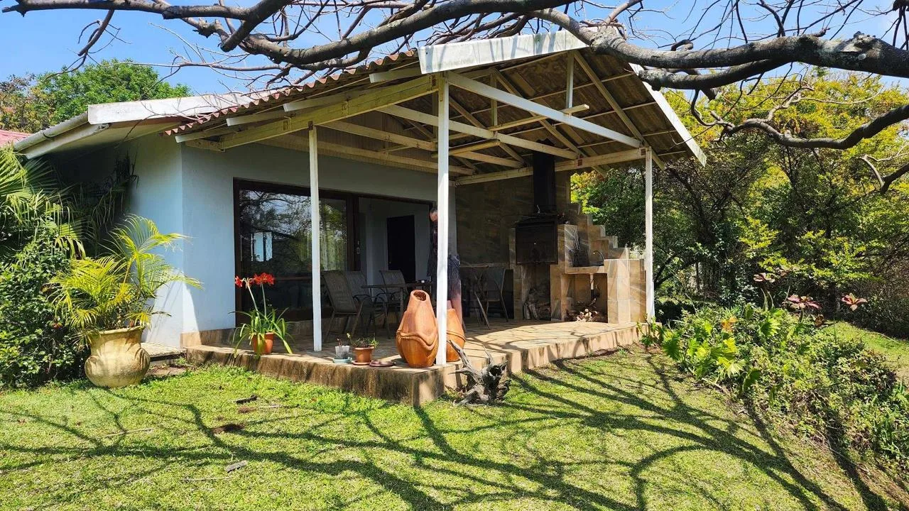 3 Bedroom House for sale in Umkomaas
