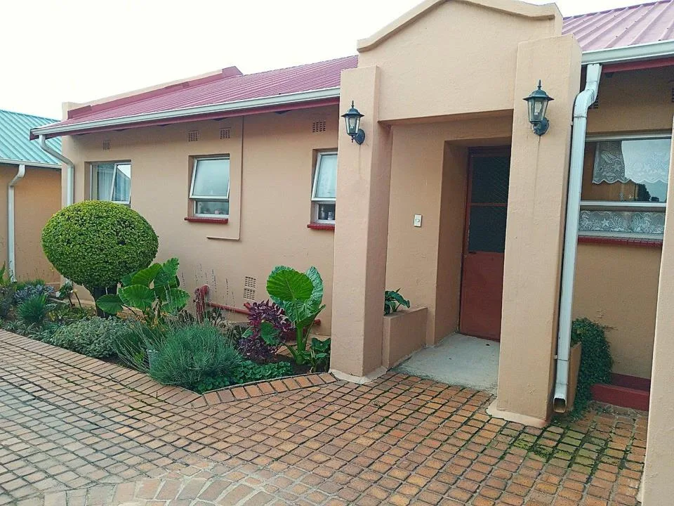 2 Bedroom Townhouse for sale in Terenure