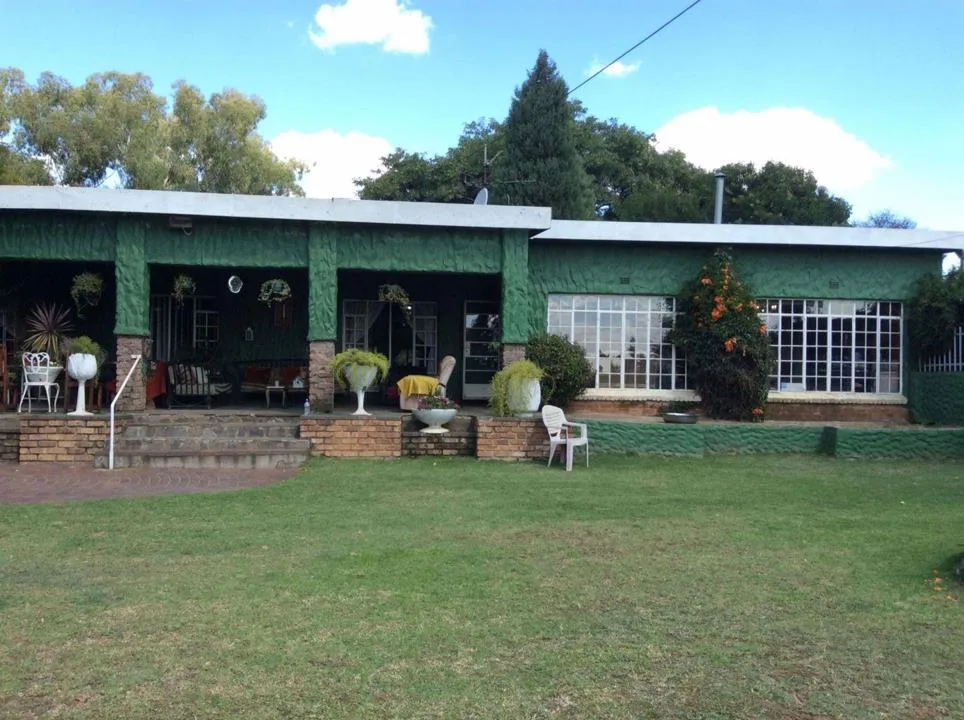 4 Bedroom House for sale in New State Areas