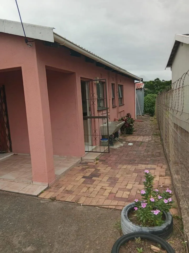 3 Bedroom House to rent in Lovu