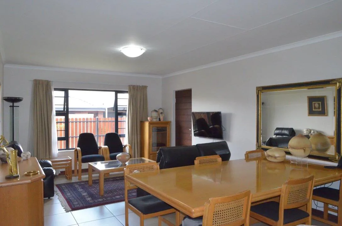 3 Bedroom Townhouse for sale in Olympus AH