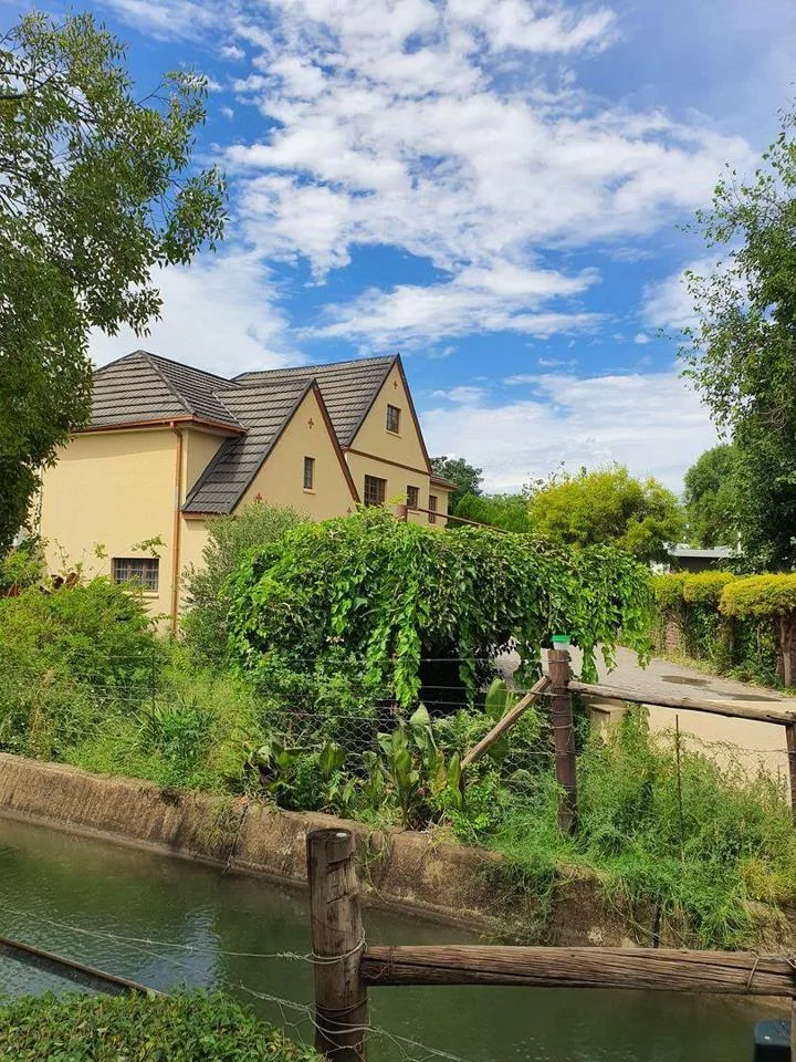 7 Bedroom House for sale in Douglas