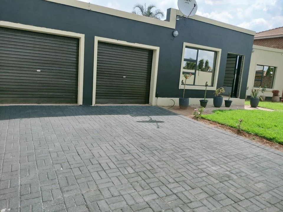 3 Bedroom House to rent in Reyno Ridge