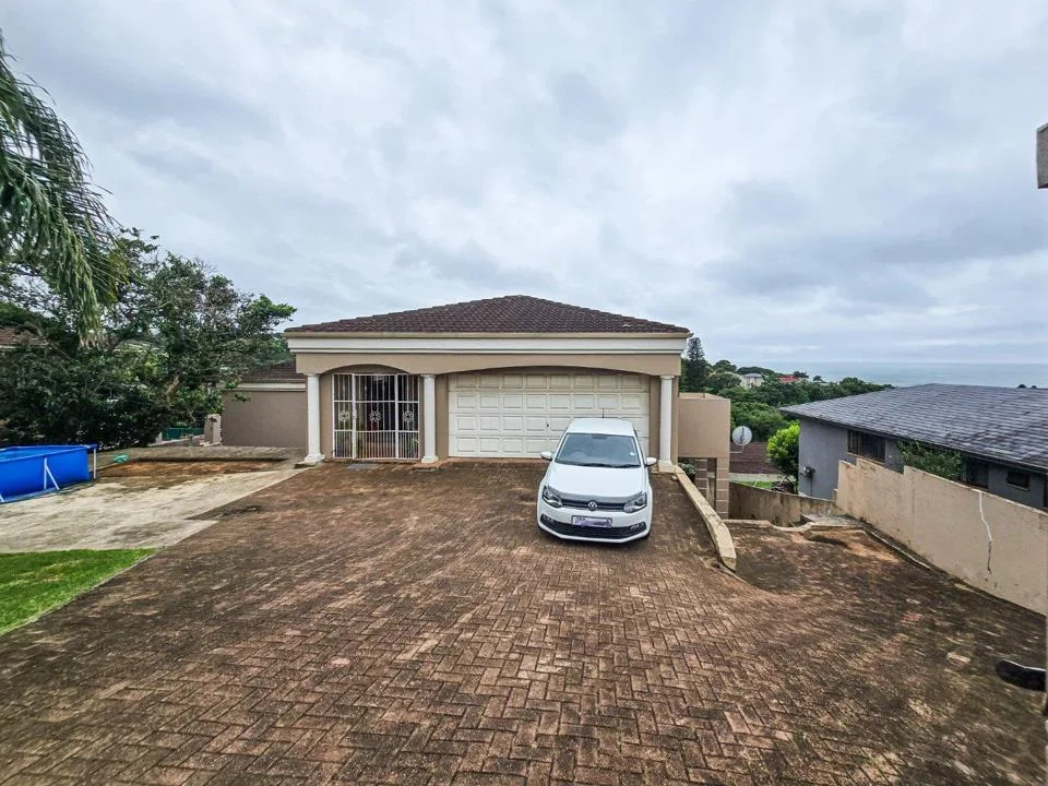 5 Bedroom House for sale in Shelly Beach