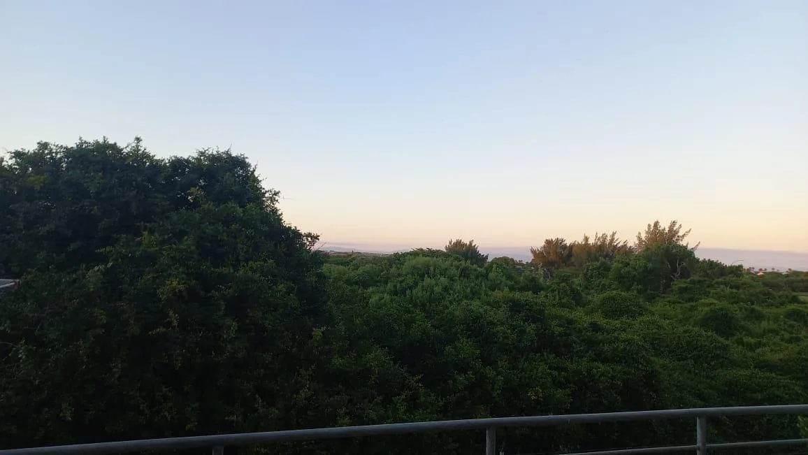 2 Bedroom Apartment in Aston Bay