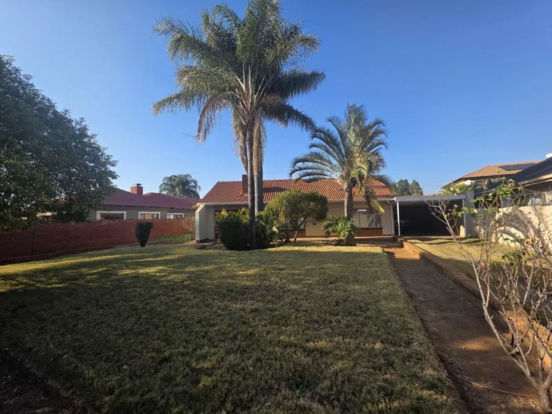 3 Bedroom House in Montana Tuine