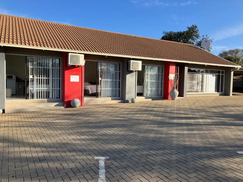 4 Bedroom House for sale in Fichardt Park