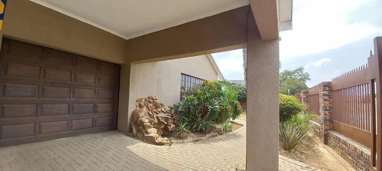 3 Bedroom House for sale in Falcon Ridge