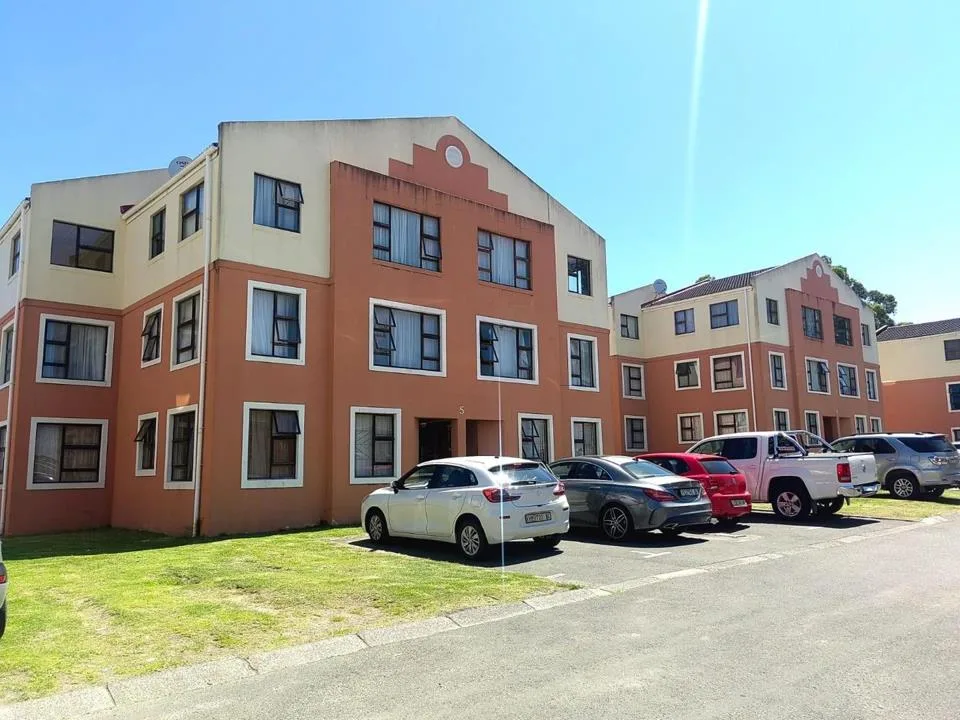 2 Bedroom Apartment / flat for sale in Amalinda