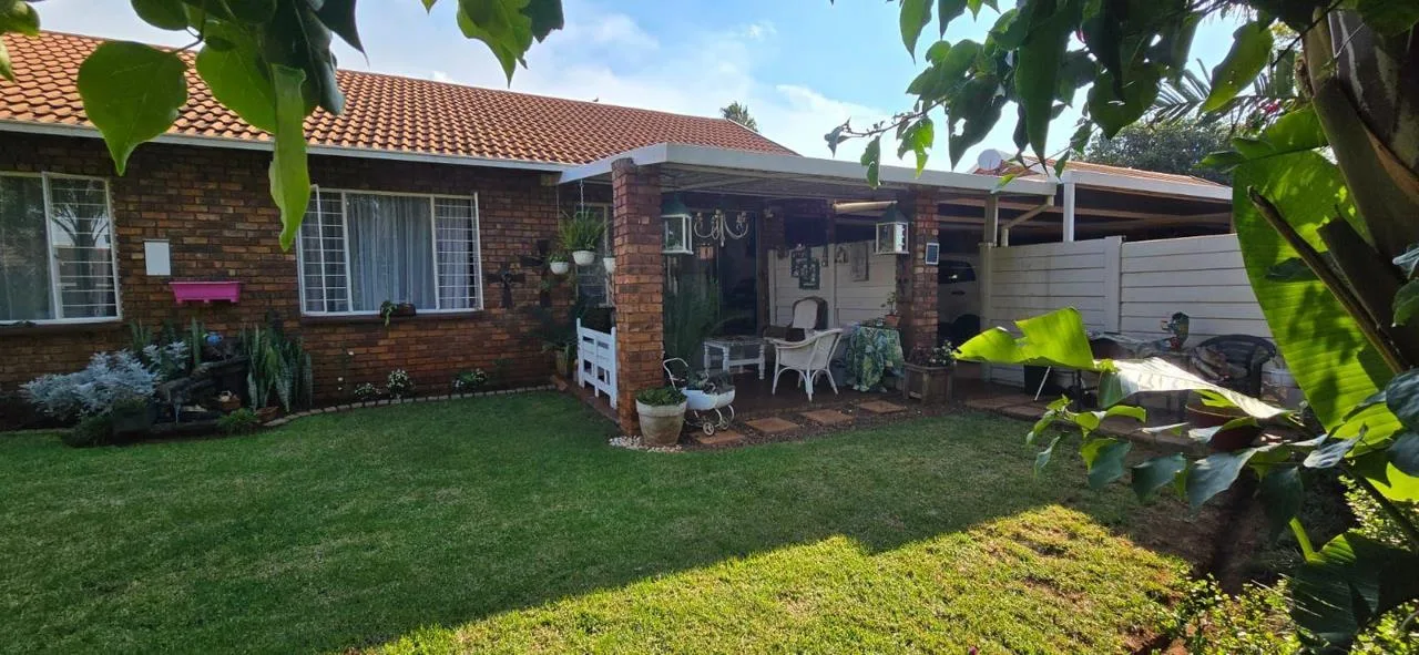 3 Bedroom Townhouse for sale in Doornpoort