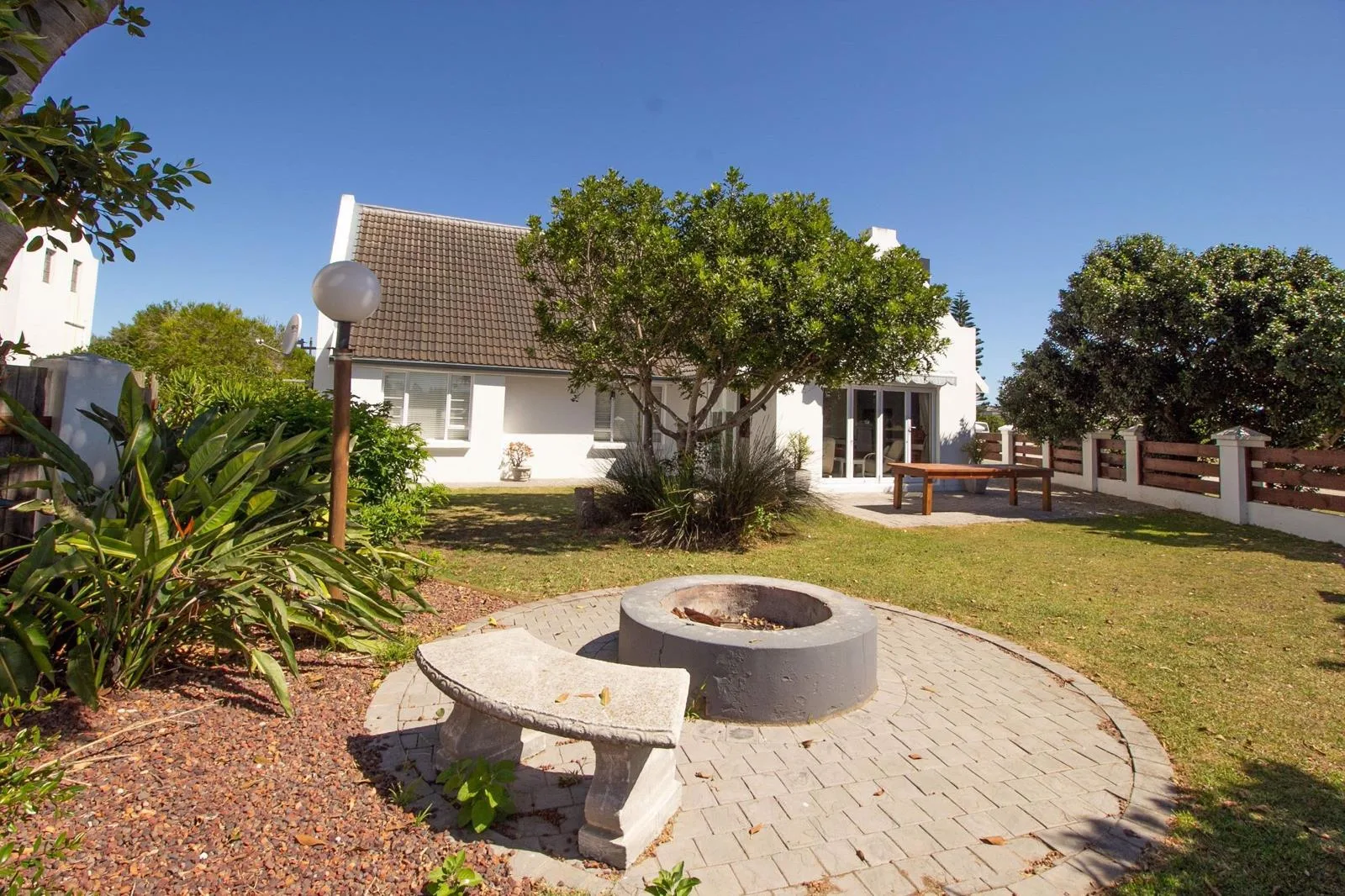 4 Bedroom House in St Francis Bay Village