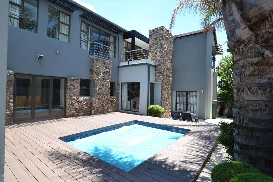 5 Bedroom House for sale in Copperleaf Estate