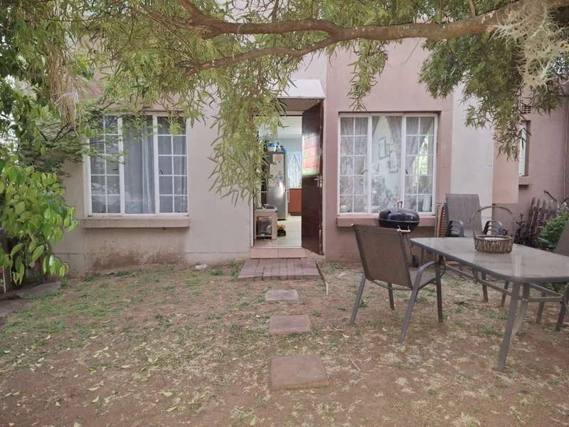 2 Bedroom Townhouse in Brentwood Park