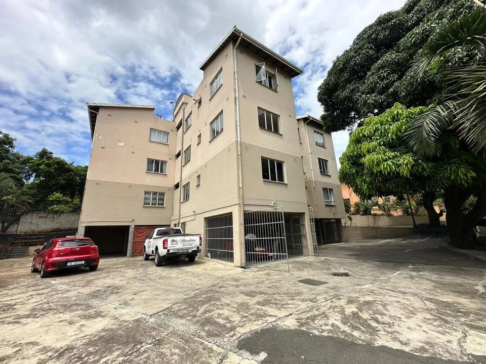2 Bedroom Apartment / flat to rent in Verulam Central