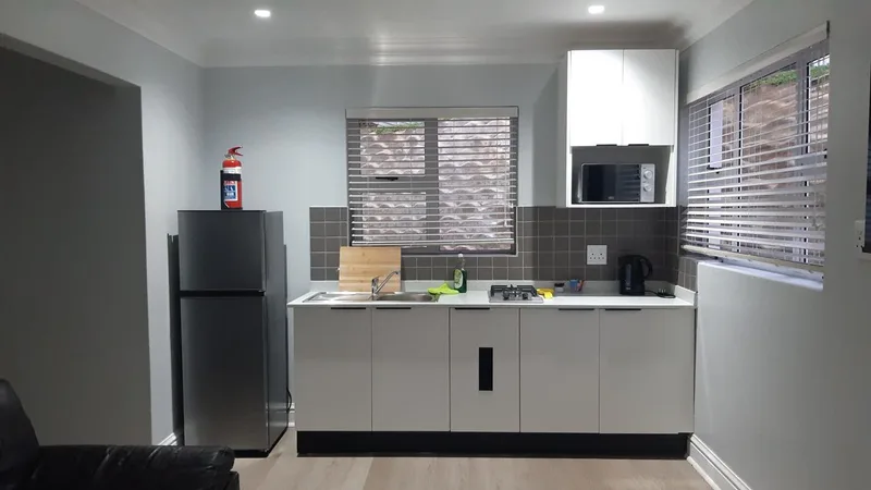 2 Bedroom House to rent in Amanzimtoti