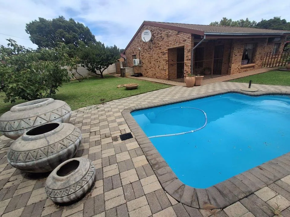 3 Bedroom House for sale in Fauna Park