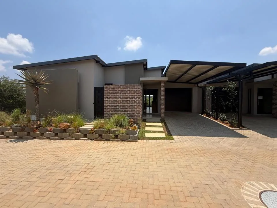 2 Bedroom Townhouse for sale in Sable Hills
