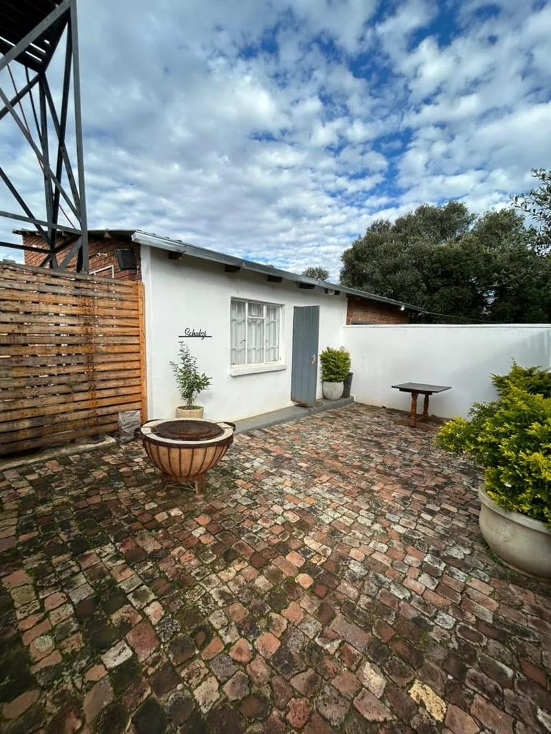 1 Bedroom Flat in Hartbeespoort Dam