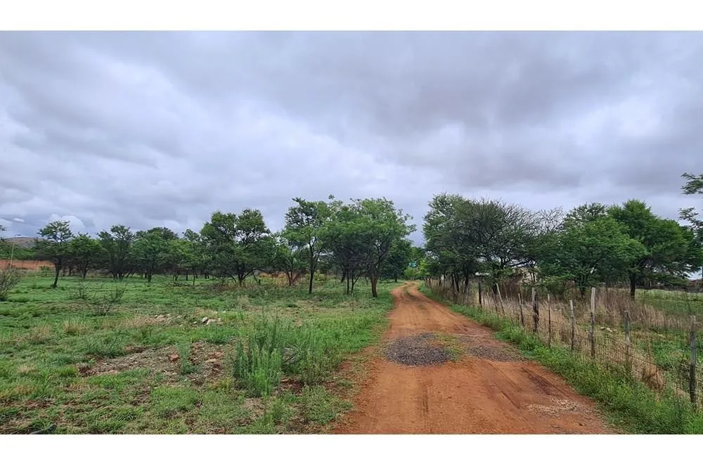 2 ha Farm in Heatherdale AH