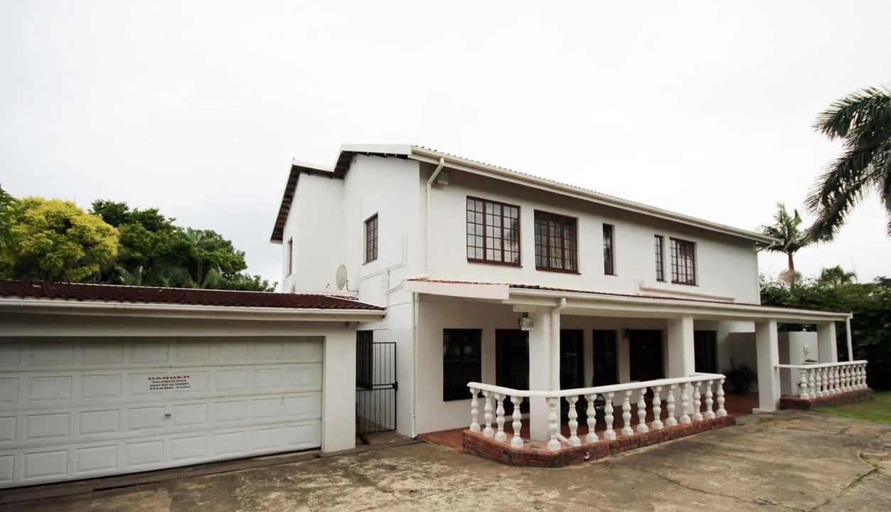 7 Bedroom House for sale in Scottburgh Central