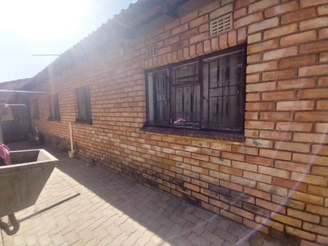 5 Bedroom House in Tembisa Central