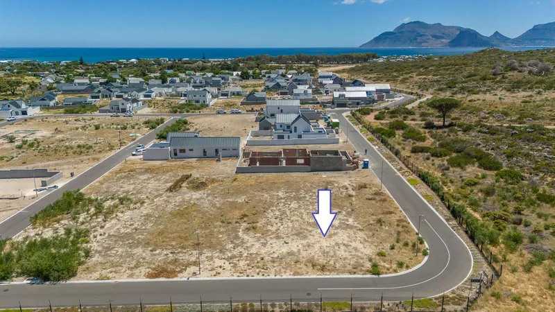 457 m² Land available in Kommetjie