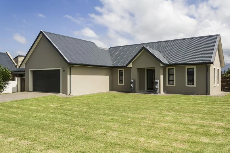 3 Bedroom House for sale in Blue Mountain Village