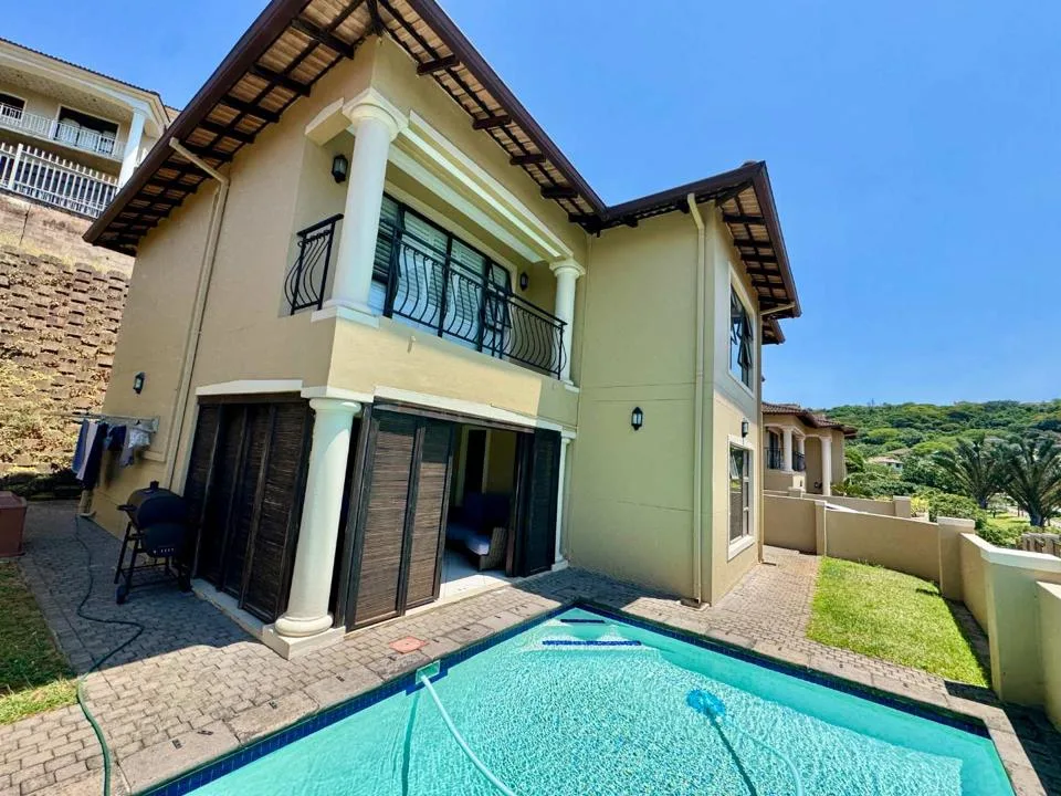 4 Bedroom Townhouse to rent in La Lucia