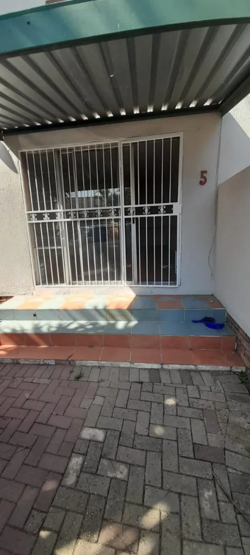 3 Bedroom Apartment / flat for sale in Brits Central