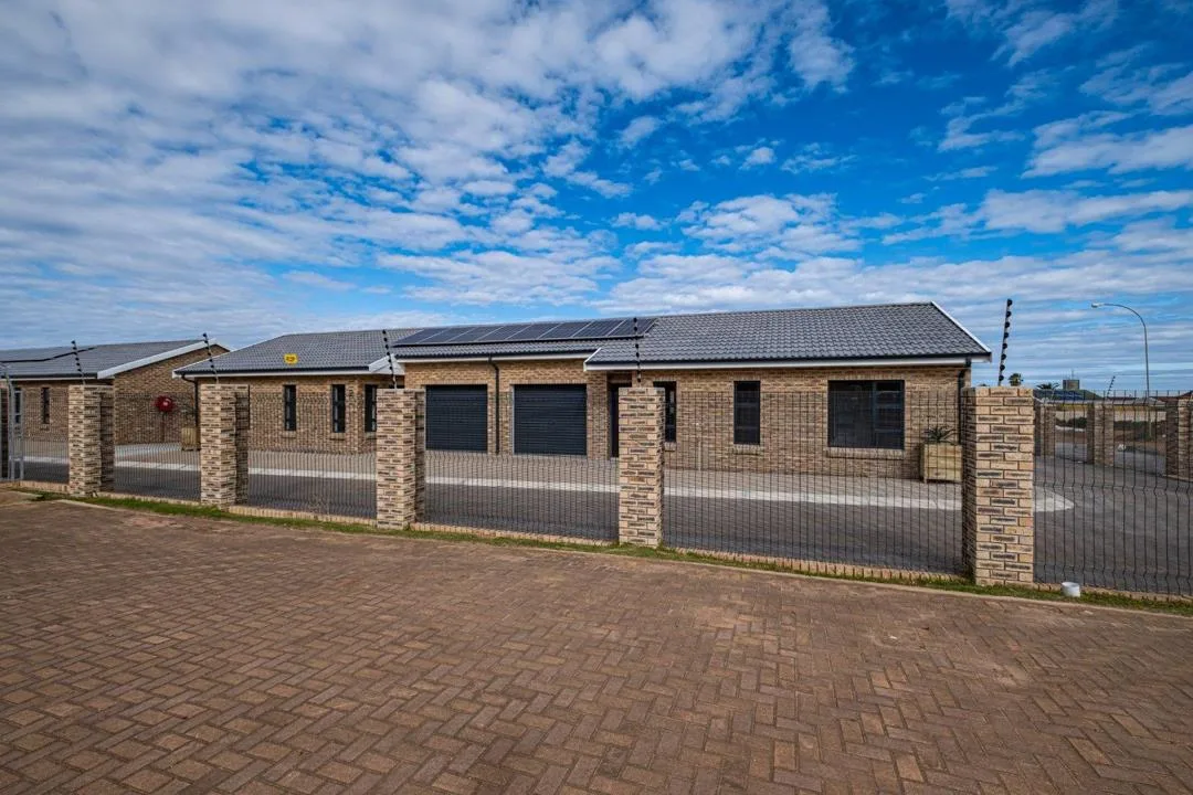 2 Bedroom Townhouse for sale in C Place